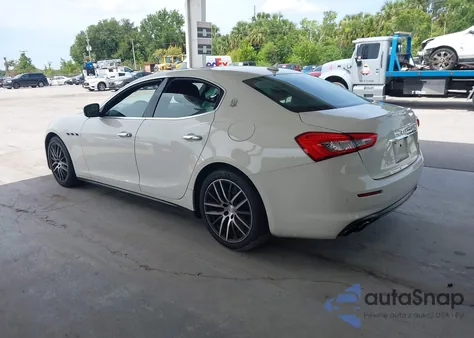 2018 Maserati Ghibli из США, поврежденный, VIN ZAM57XSA0J1268652